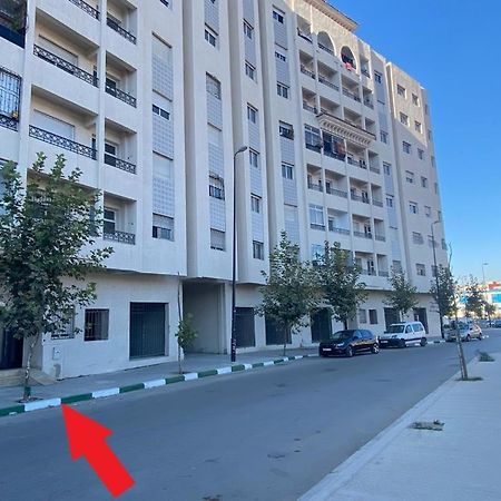 Appart Neuf Lumineux Climatise 1Ere Etage Tánger Exterior foto