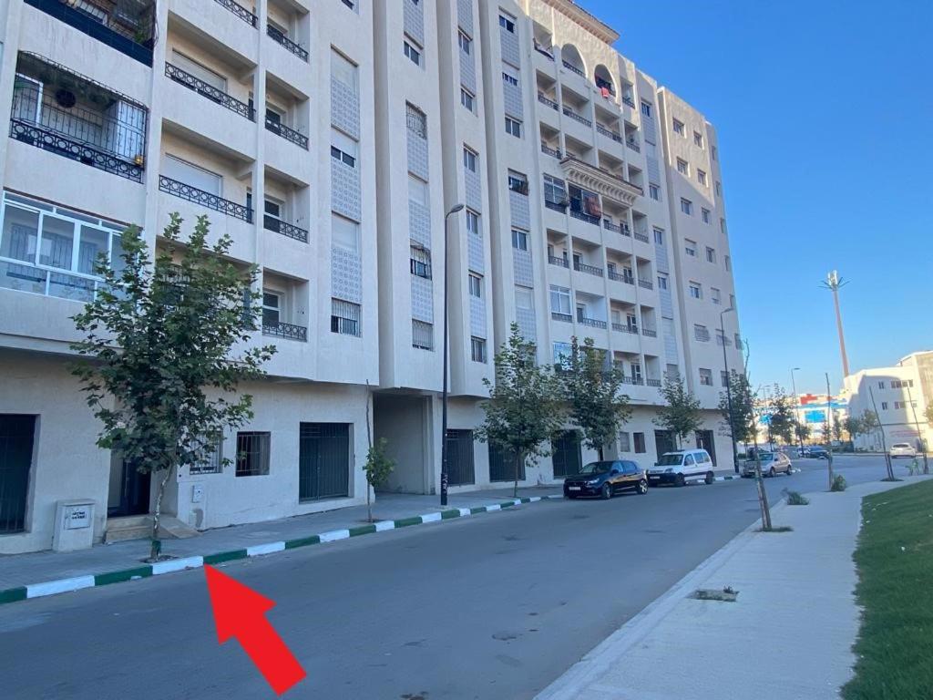 Appart Neuf Lumineux Climatise 1Ere Etage Tánger Exterior foto